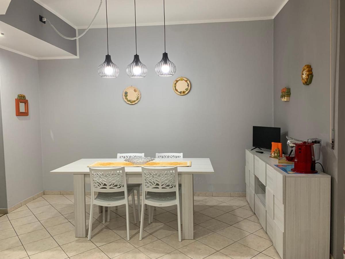 “L' Angolo Dei Sogni” Apartment Casale Monferrato Kültér fotó